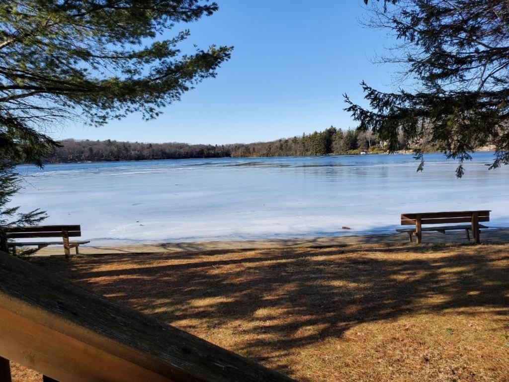 Pocono Mountain View Lake House In Lake Harmony Ngoại thất bức ảnh